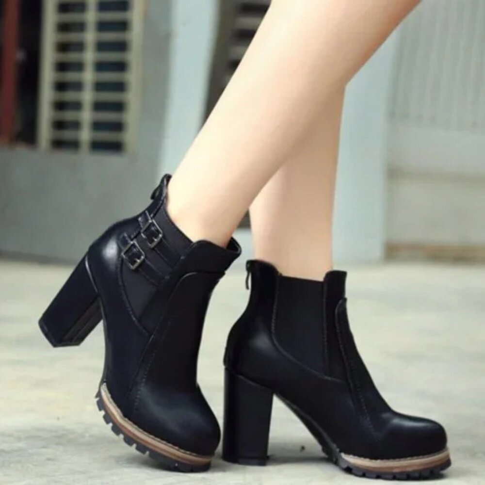 Martin High Heel Ankle Boots Lug Sole Buckle Strap Black - Size 8